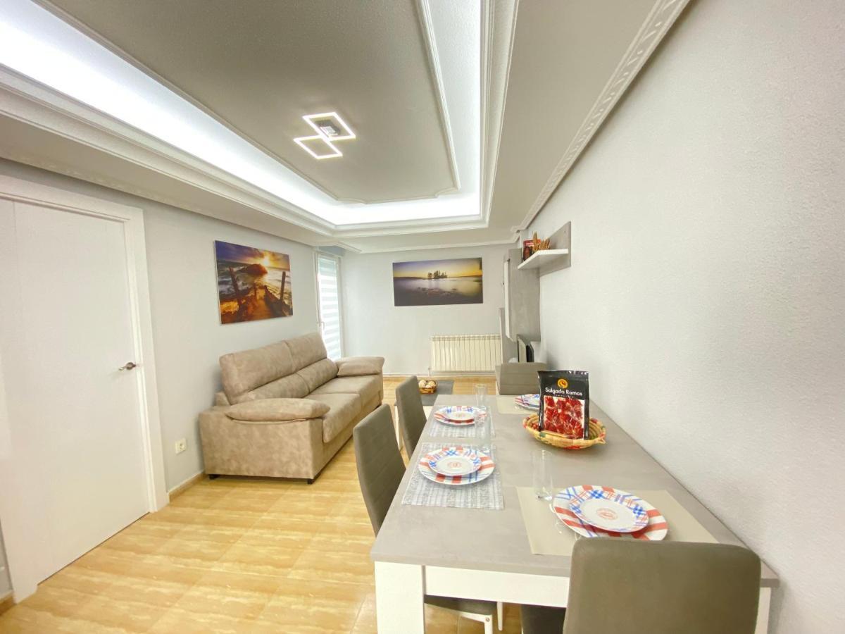 Vivienda En Pleno Centro! Calle Doctrinos 3 سلامنكا المظهر الخارجي الصورة